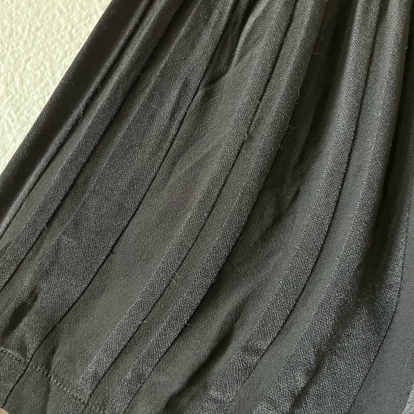 Tina + Jo Satin Flutter Shorts in Black Size Small - Picture 4 of 6